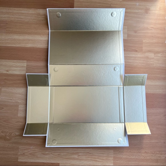 Authentic La Perla Collapsible Gift Box - Picture 6 of 6